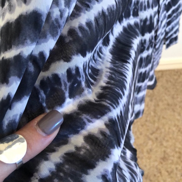 Forever 21 | flattering pattern dress S - Picture 2 of 4